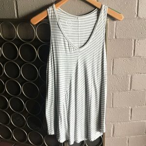 Maurice’s V-neck Tank